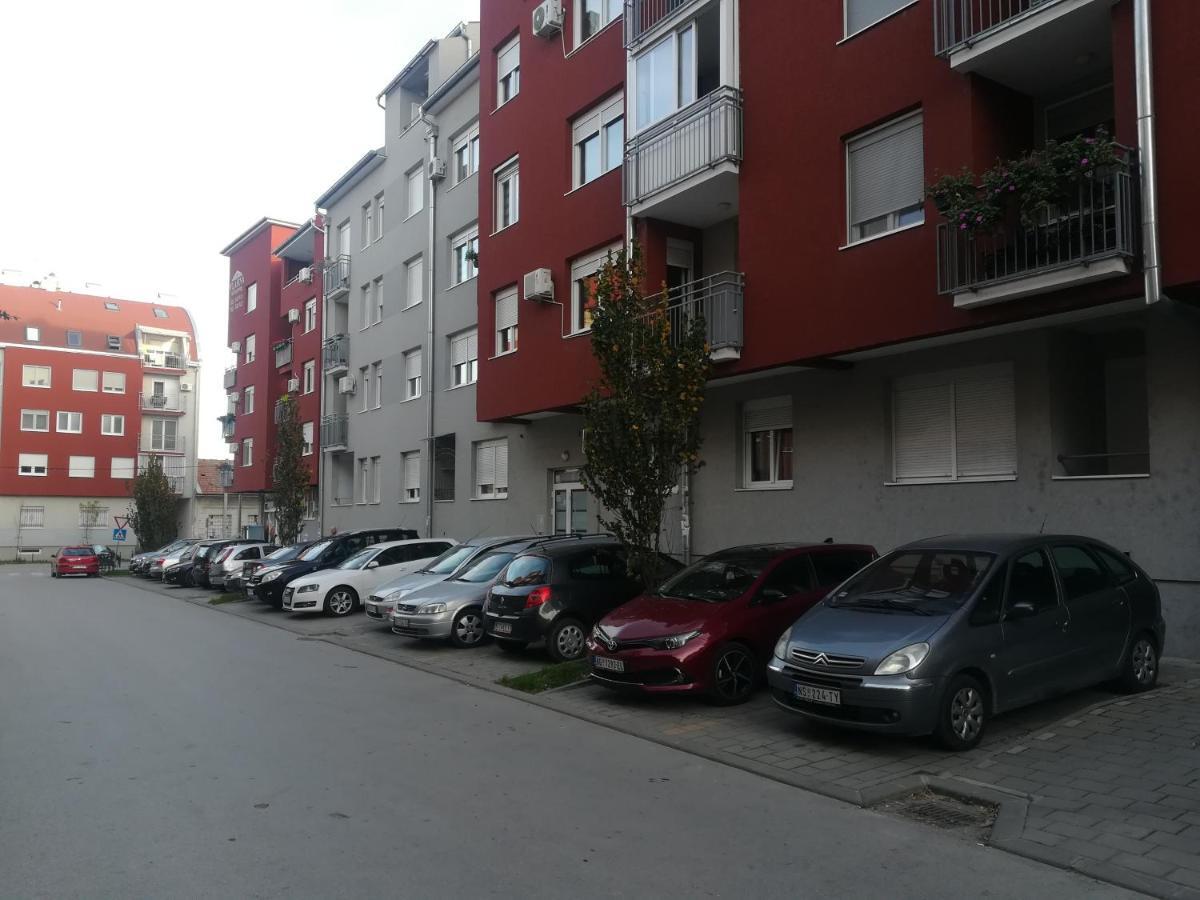 Paris Apartment -Free Private Parking Nowy Sad Zewnętrze zdjęcie