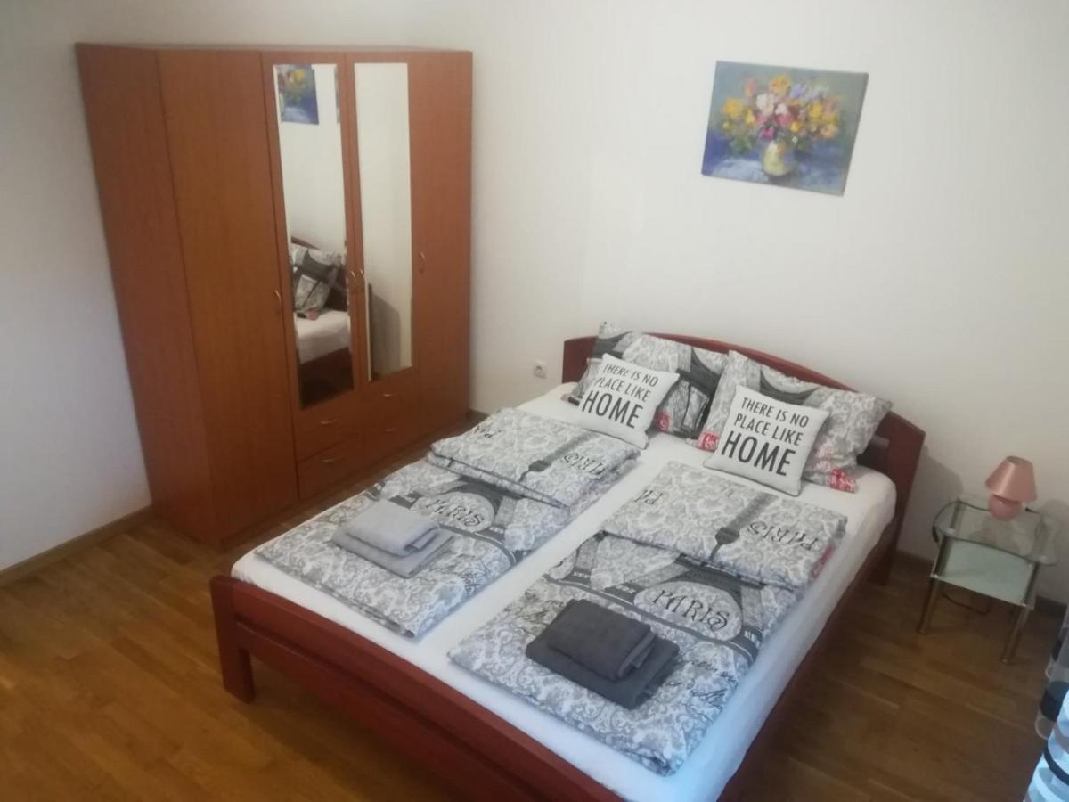 Paris Apartment -Free Private Parking Nowy Sad Zewnętrze zdjęcie